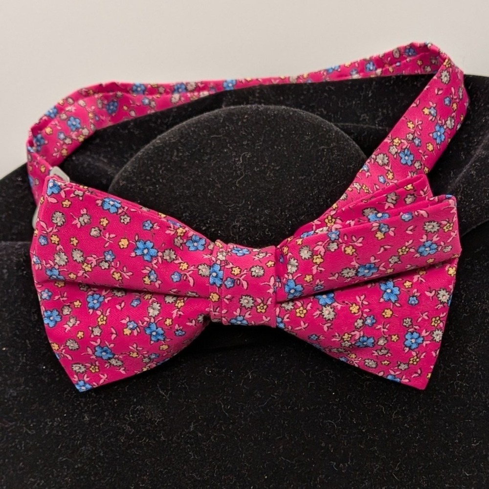 Burma Bibas Pink Blue Ditsy Floral Adjustable Pre-Tied Formal Satin Bowtie